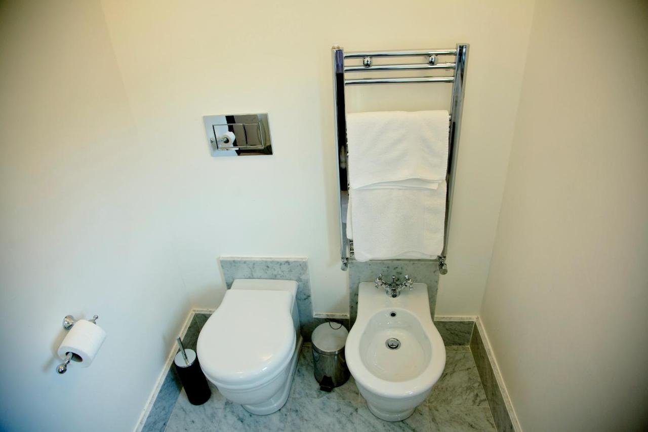Palazzo Papa Gregorio XVI Hotel Tivoli Kültér fotó